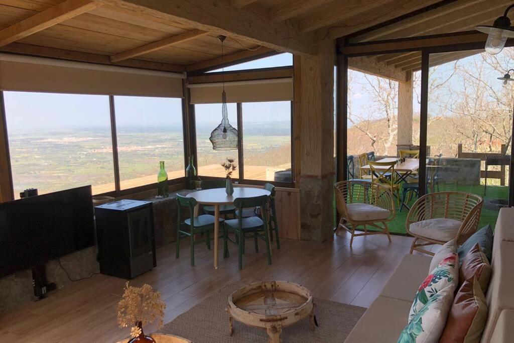 Vuelos De Montana L Montánchez المظهر الخارجي الصورة